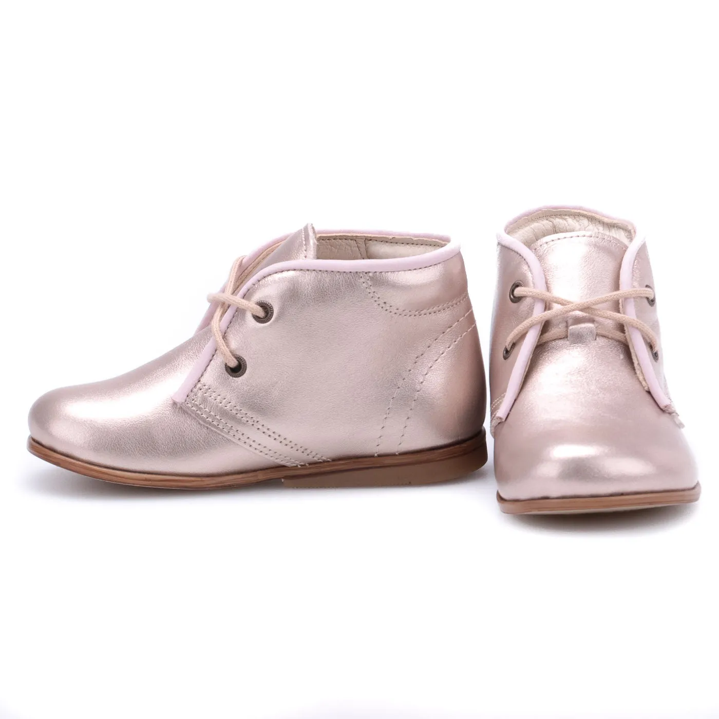(2195-37) Emel first shoes